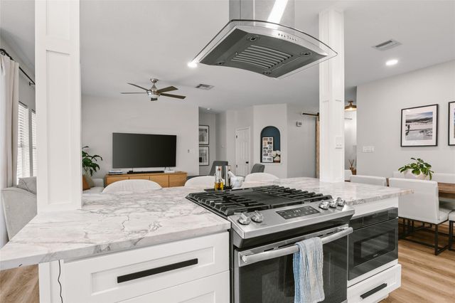2202 Old Mill RD, Cedar Park, TX 78613