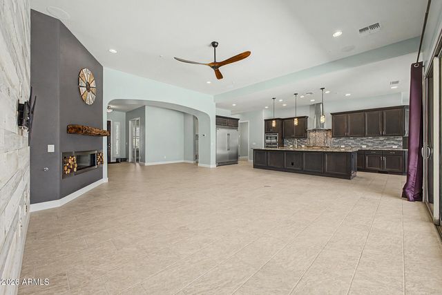 12882 W Forest Pleasant Place, Peoria, AZ 85383