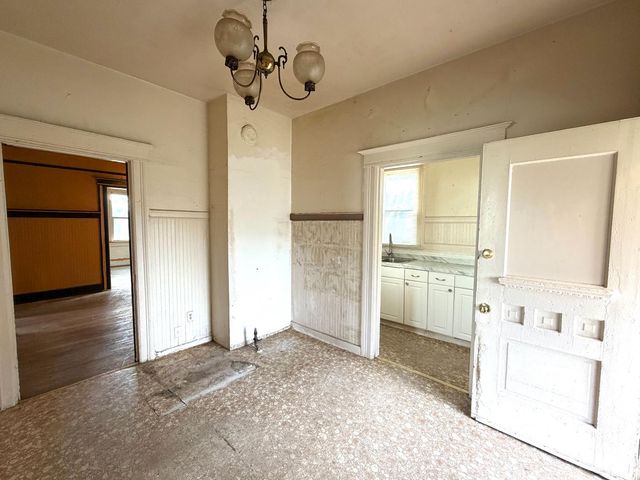 230 W 18th St, Merced, CA 95340