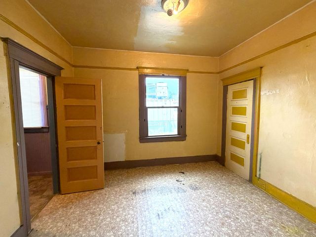 230 W 18th St, Merced, CA 95340