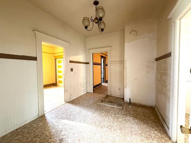 230 W 18th St, Merced, CA 95340