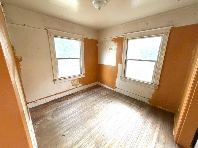 230 W 18th St, Merced, CA 95340