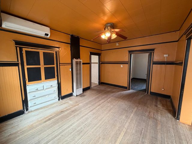 230 W 18th St, Merced, CA 95340