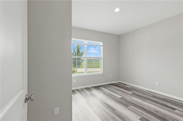 10110 Siena Drive, Peculiar, MO 64078