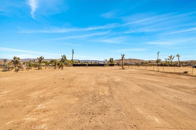 58833 Sunflower Drive, Yucca Valley, CA 92284