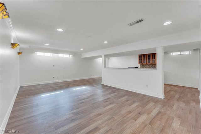 20685 Chestnut Drive, Strongsville, OH 44149