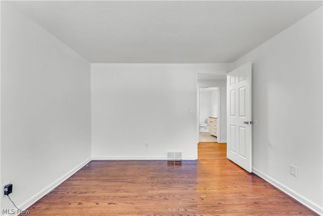 20685 Chestnut Drive, Strongsville, OH 44149