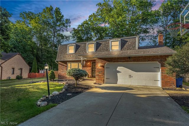 20685 Chestnut Drive, Strongsville, OH 44149