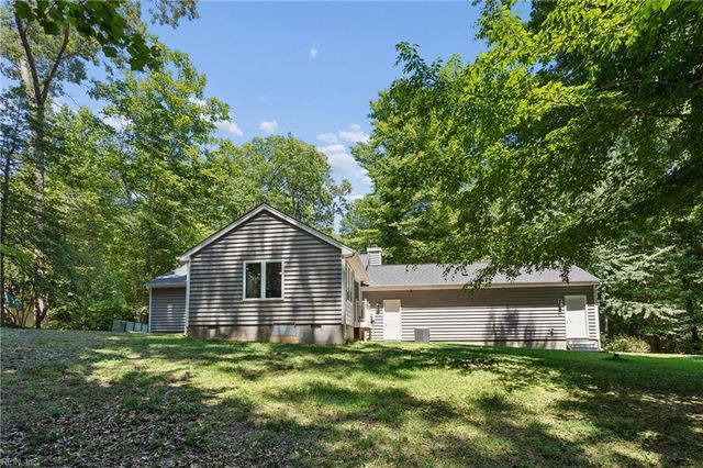 138 Wichita LN, Williamsburg, VA 23188