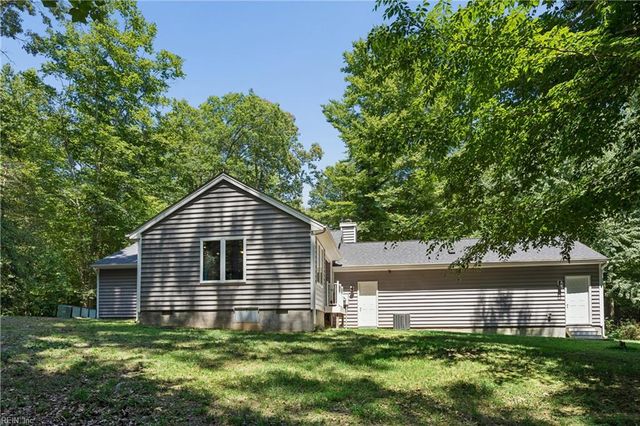 138 Wichita LN, Williamsburg, VA 23188