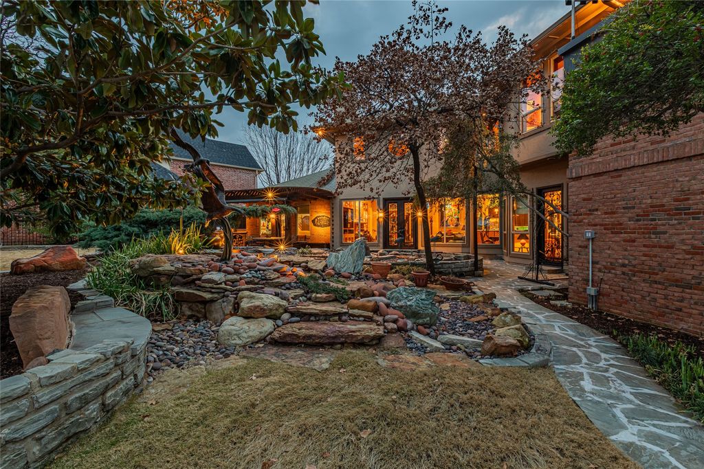 800 Oakwood Court, Highland Village, TX 75077 — photo 2