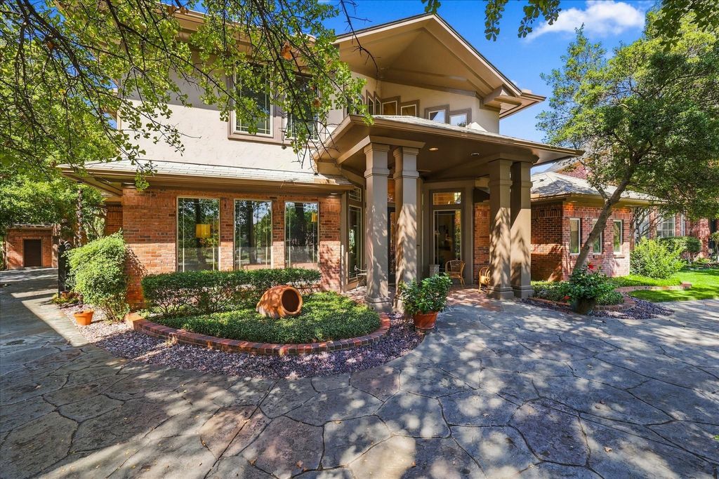 800 Oakwood Court, Highland Village, TX 75077 — photo 4
