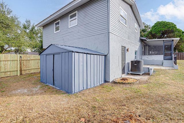 804 JUDY AVENUE, Wildwood, FL 34785