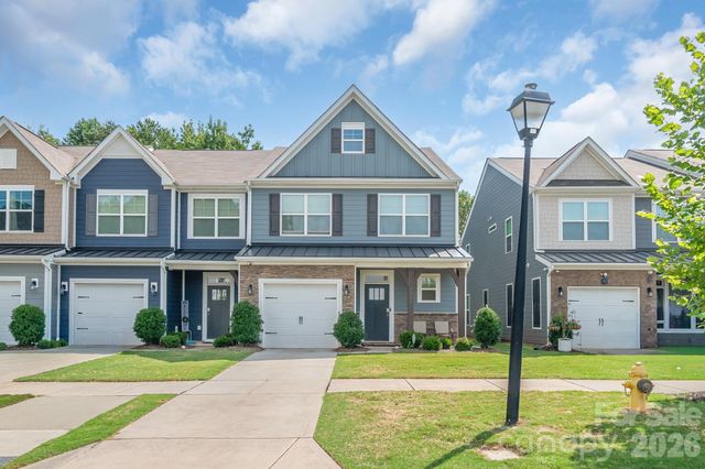 8026 Saluda Drive, Charlotte, NC 28269