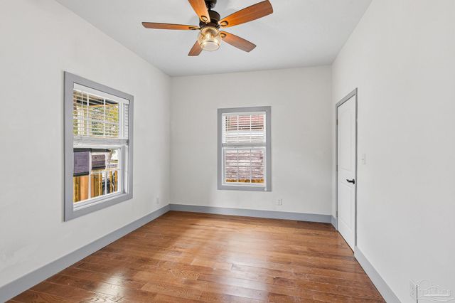 1302 Dr Martin Luther King Jr Dr, Pensacola, FL 32503