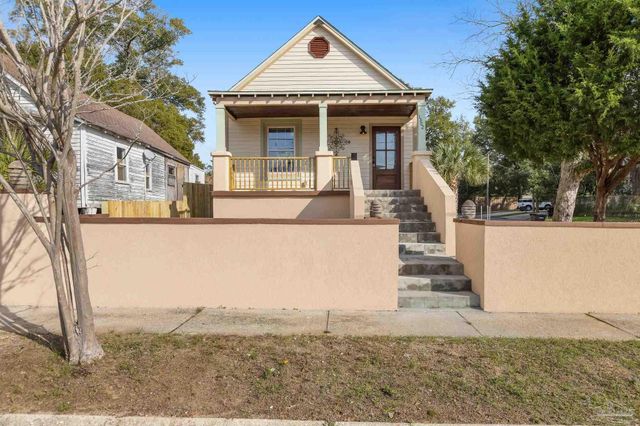 1302 Dr Martin Luther King Jr Dr, Pensacola, FL 32503