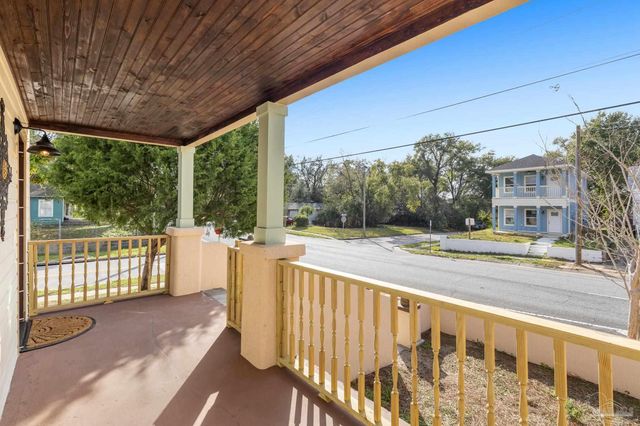 1302 Dr Martin Luther King Jr Dr, Pensacola, FL 32503