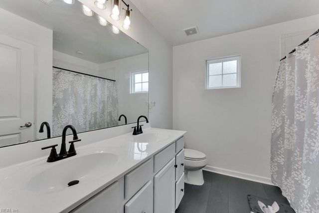 824 Canoe ST, Chesapeake, VA 23323