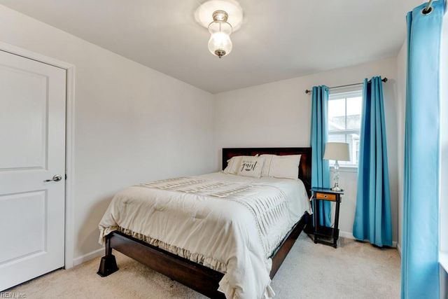 824 Canoe ST, Chesapeake, VA 23323