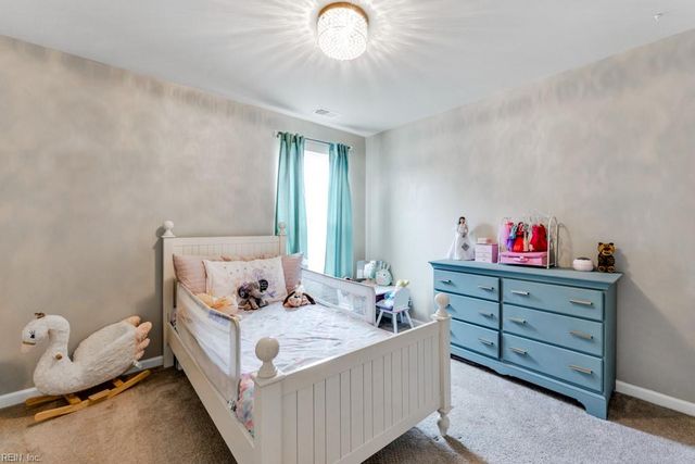 824 Canoe ST, Chesapeake, VA 23323