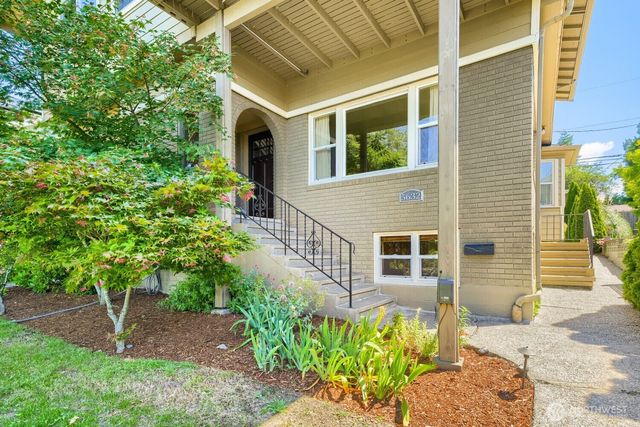 5632 42nd Avenue SW, Seattle, WA 98136