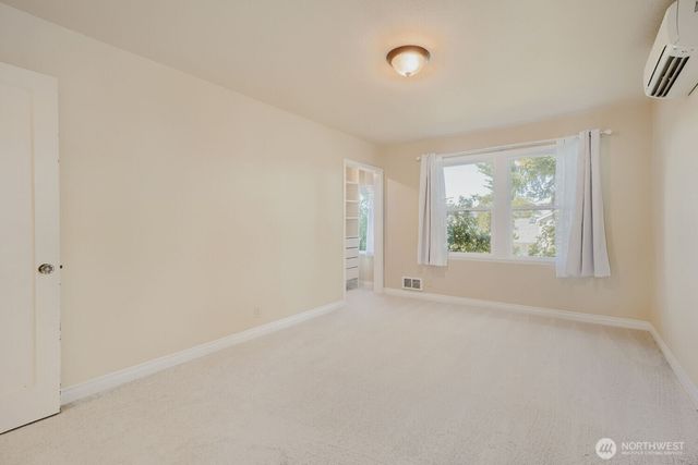5632 42nd Avenue SW, Seattle, WA 98136