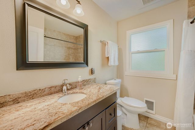 5632 42nd Avenue SW, Seattle, WA 98136