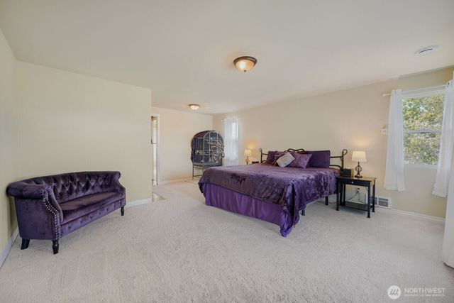 5632 42nd Avenue SW, Seattle, WA 98136