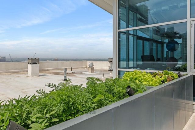 345 6th Avenue N 406, Minneapolis, MN 55401