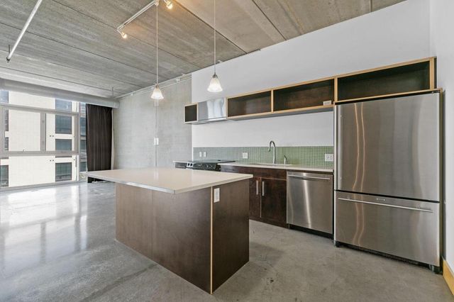 345 6th Avenue N 406, Minneapolis, MN 55401