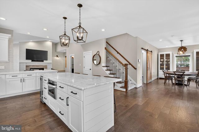 1501 SHENANDOAH RD, Alexandria, VA 22308