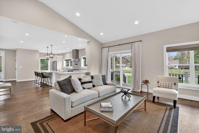 1501 SHENANDOAH RD, Alexandria, VA 22308