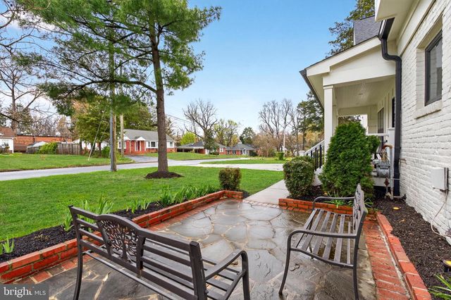 1501 SHENANDOAH RD, Alexandria, VA 22308