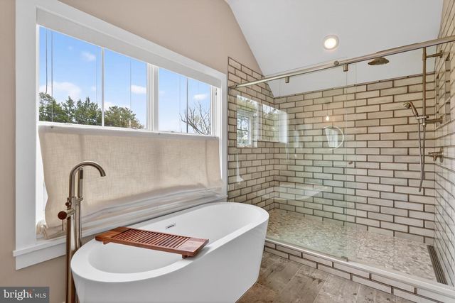 1501 SHENANDOAH RD, Alexandria, VA 22308