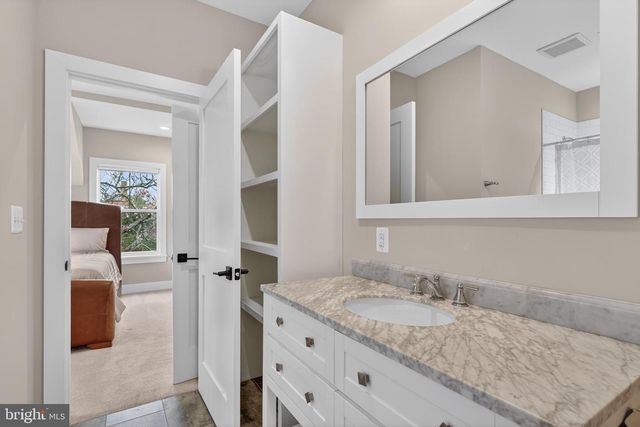 1501 SHENANDOAH RD, Alexandria, VA 22308