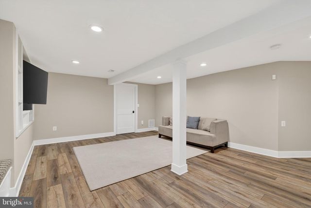 1501 SHENANDOAH RD, Alexandria, VA 22308