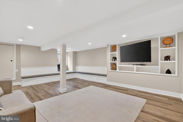 1501 SHENANDOAH RD, Alexandria, VA 22308