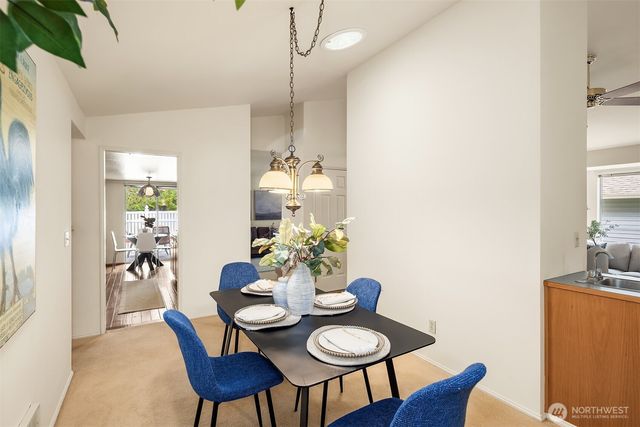 14301 SE 42nd Lane, Bellevue, WA 98006
