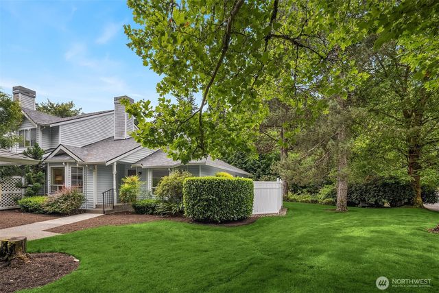 14301 SE 42nd Lane, Bellevue, WA 98006