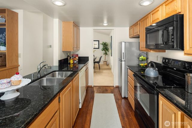 14301 SE 42nd Lane, Bellevue, WA 98006