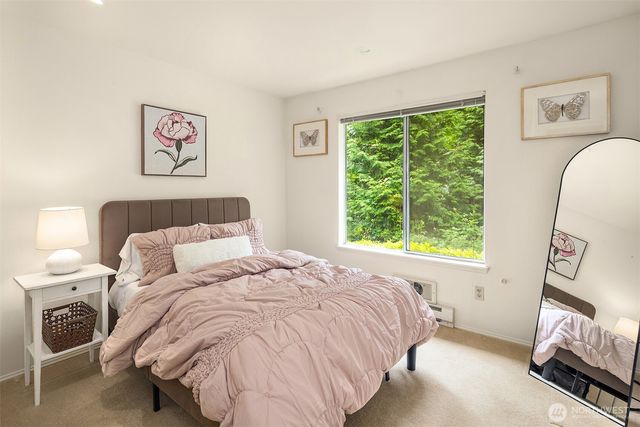 14301 SE 42nd Lane, Bellevue, WA 98006