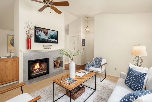 14301 SE 42nd Lane, Bellevue, WA 98006