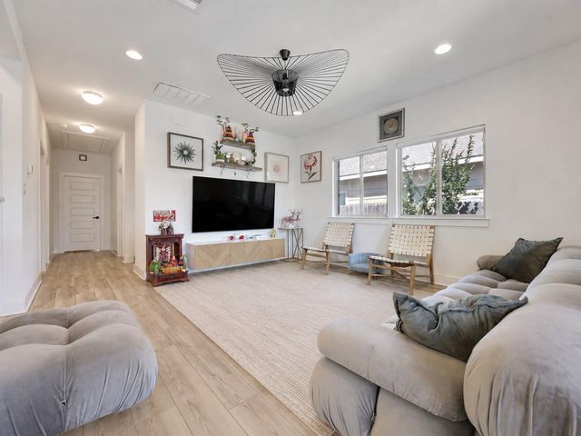 6203 Principale DR, Pflugerville, TX 78660