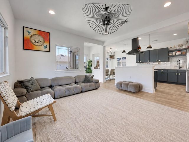 6203 Principale DR, Pflugerville, TX 78660