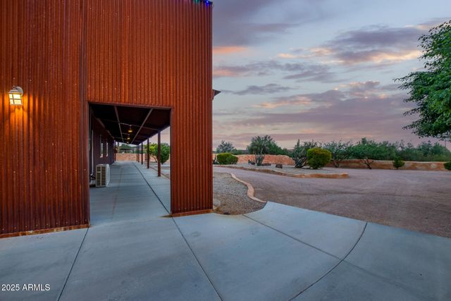 27213 N BRENNER PASS Road, San Tan Valley, AZ 85144