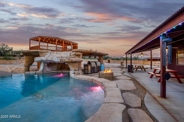 27213 N BRENNER PASS Road, San Tan Valley, AZ 85144