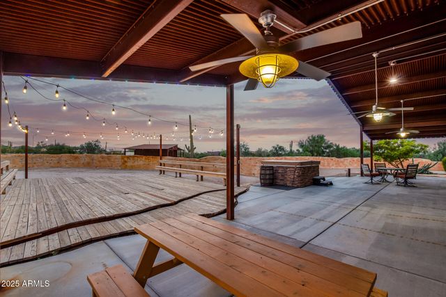 27213 N BRENNER PASS Road, San Tan Valley, AZ 85144