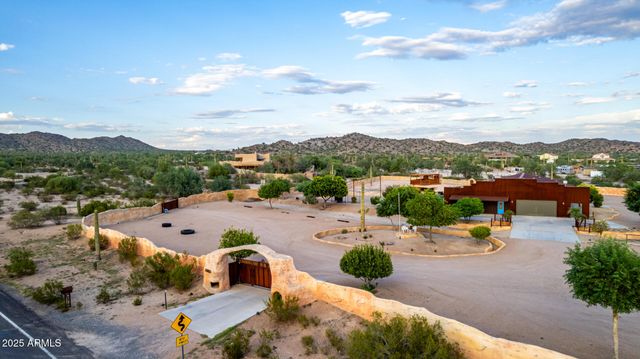 27213 N BRENNER PASS Road, San Tan Valley, AZ 85144