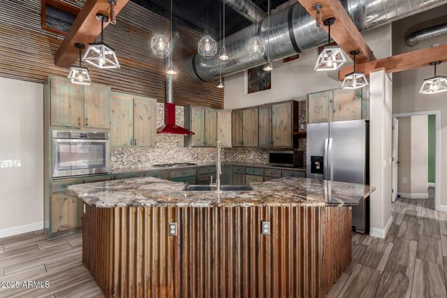 27213 N BRENNER PASS Road, San Tan Valley, AZ 85144