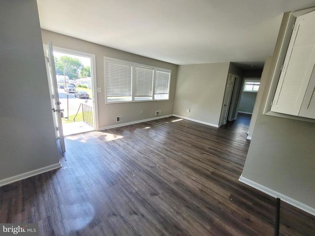 2012 ROYAL GARDEN DR, Baltimore, MD 21207